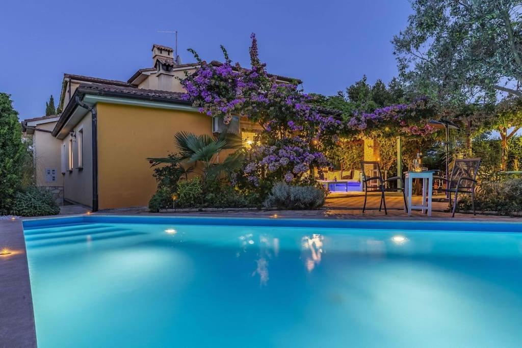 Istriensonne 0179 - Villa Romantika Mit Pool Ližnjan エクステリア 写真