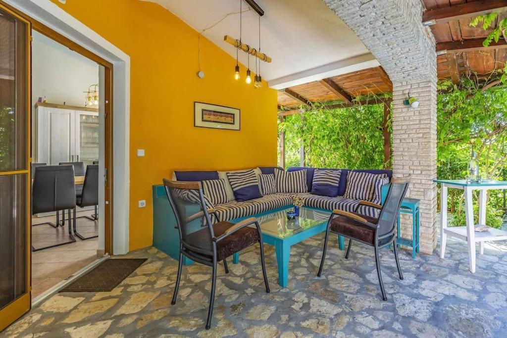 Istriensonne 0179 - Villa Romantika Mit Pool Ližnjan エクステリア 写真